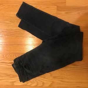 Used condition American Eagle jeans size 4 long!